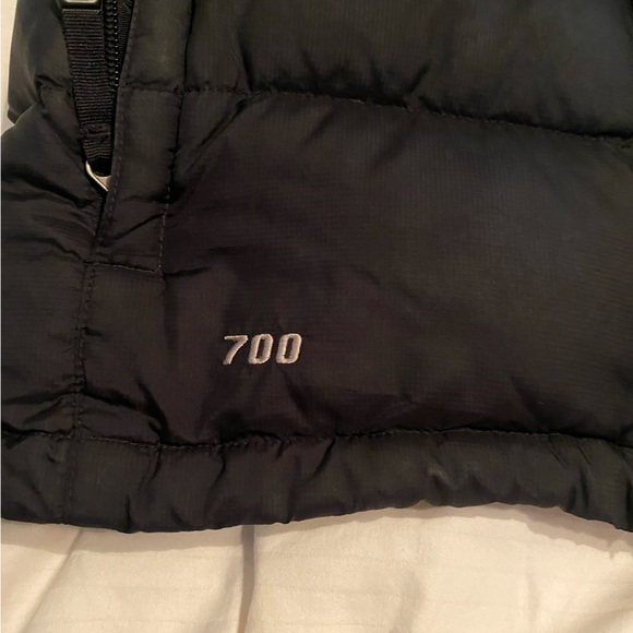 Women’s North Face Down 700 Vest - Picture 2 of 5